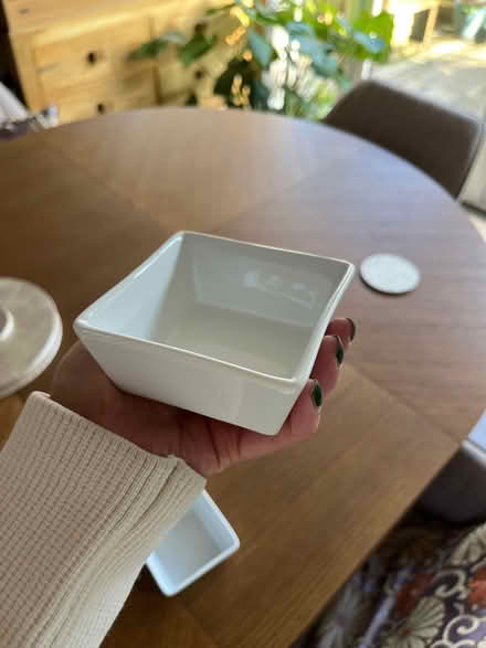 Photo of free Four small ‘nibbles’ dishes (Wokingham RG40) #4
