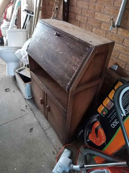 Photo of free bureau for upcycling (Countesthorpe) #2