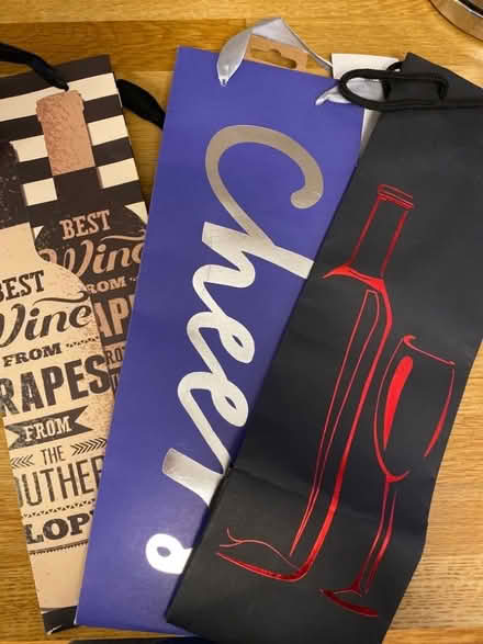 Photo of free 3 x bottle gift bags (Southdown AL5) #1