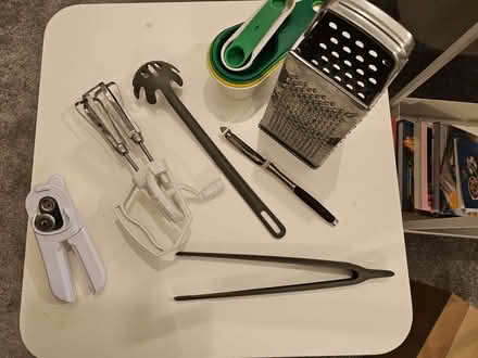 Photo of free Various kitchen implements and utensils (Craigmillar EH16) #1