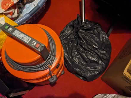 Photo of free Wet vacuum cleaner (EH7 6EE) #2