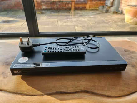 Photo of free LG dvd player (Owlbury SY15) #2