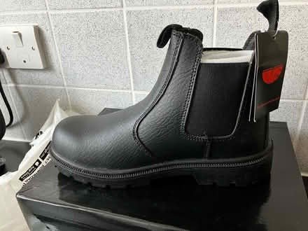 Photo of free Men’s Steel Toe Work Boots (CT1) #2