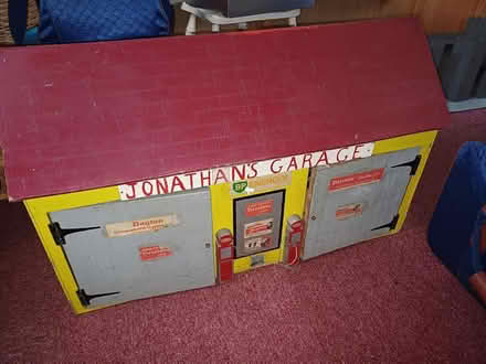 Photo of free Wooden garage (Leigh on Sea) #1