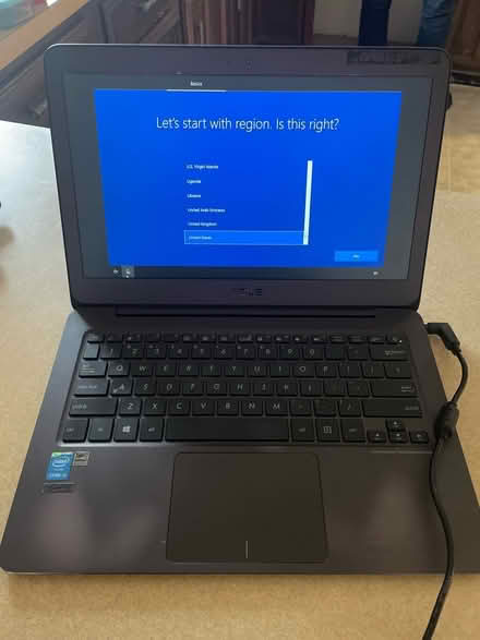 Photo of free ASUS laptop (Near Springville Hwy) #1