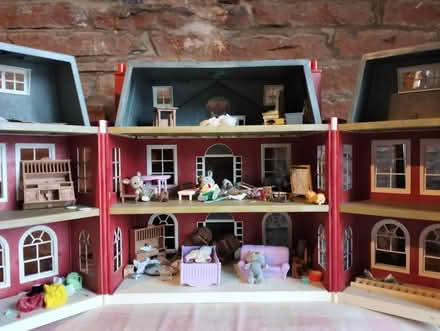 Photo of free Sylvanian families house (Plumpton CA11) #2