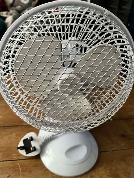 Photo of free Table fan (BT6) #1