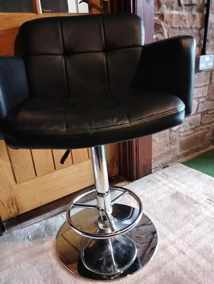 Photo of free Gas lift bar stool (Plumpton CA11) #1