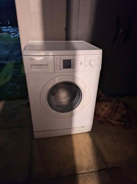 Photo of free Washing machine (Romford RM7 9EB) #1