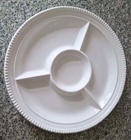 Photo of free Ceriart s.a. stoneware 15" serving plate (Stretford M32) #1