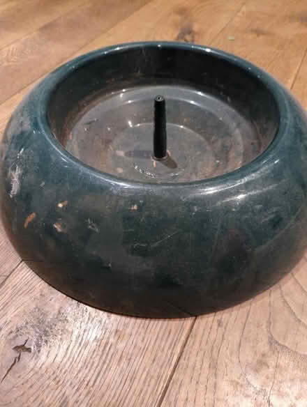 Photo of free Christmas tree stand (Stow-on-the-Wold GL54) #1