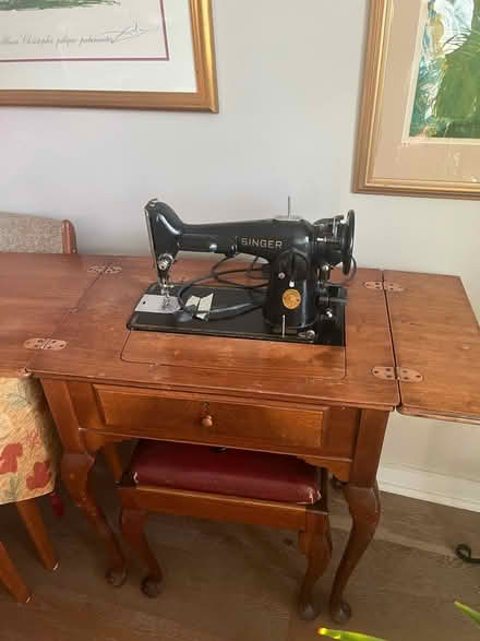 Photo of free Singer sewing machine (Leisure World 20906) #1