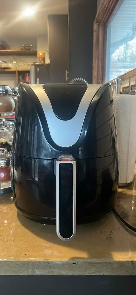 Photo of free Insignia air fryer (Jersey City) #3