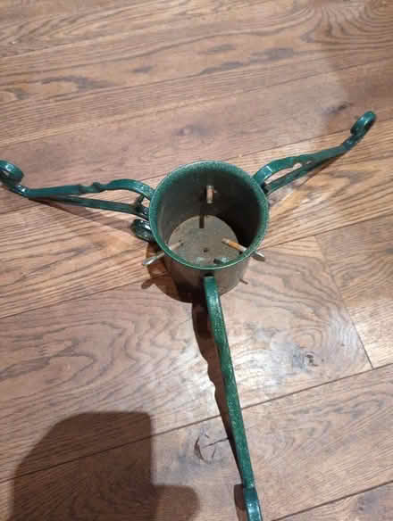 Photo of free Christmas tree stand (Stow-on-the-Wold GL54) #1