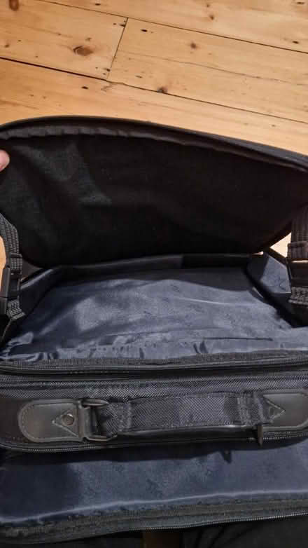 Photo of free IBM thinkpad laptop bag (Enfield EN2) #3