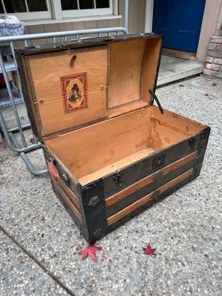 Photo of free Antique travel trunk (La Canada Flintridge) #2