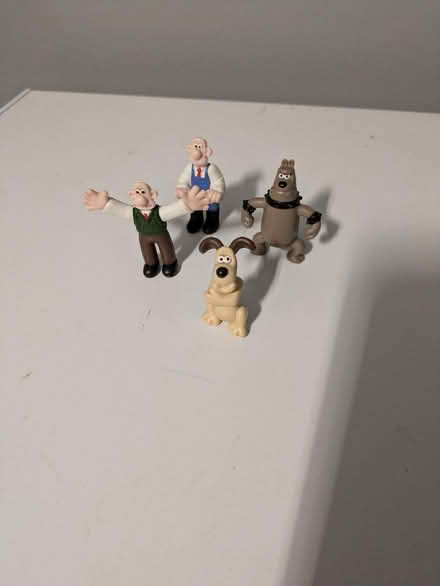 Photo of free Mini Wallace and Gromit figures (MK45) #1