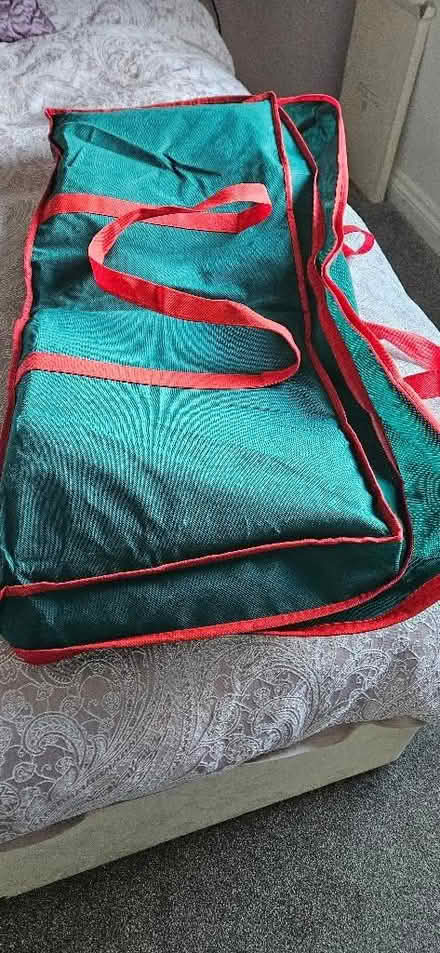 Photo of free Wrapping paper storage (Great Dunmow CM6) #3