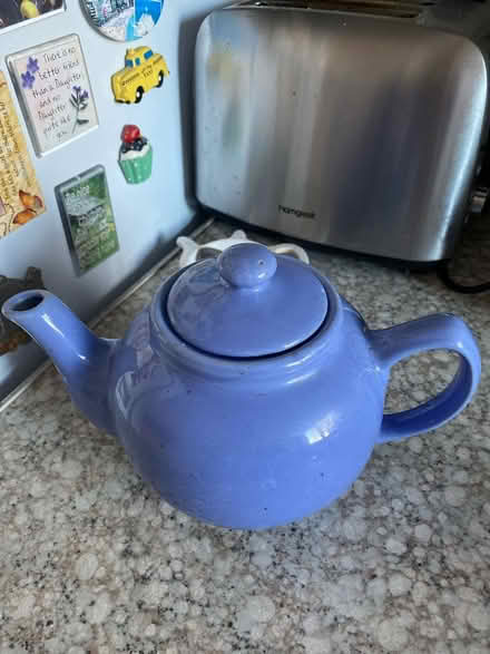 Photo of free Teapots and jugs (B29) #1