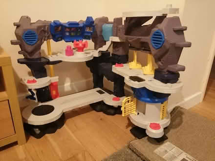 Photo of free Batman Toy - Imaginext DC Batcave (SE13) #1
