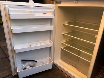 Photo of free NEFF Integrated Fridge (Radcliffe on Trent NG12) #1