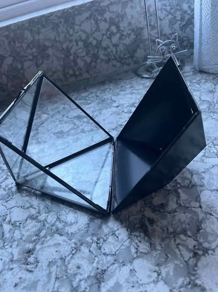Photo of free Small glass terrarium (Wokingham RG40) #3
