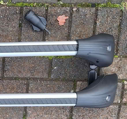 Photo of free Ford Focus 2011-2018 Roof Bars (Brandon Village DH7) #2