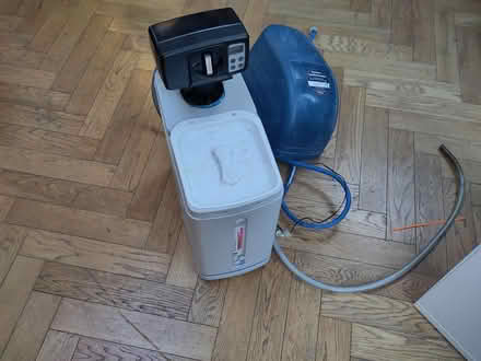 Photo of free Water softener, previously working (SE17 2QS) #2
