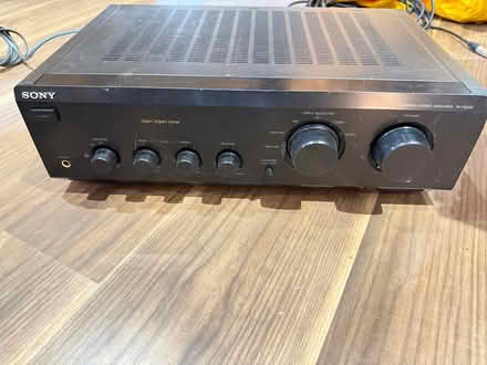 Photo of free Sony amp (New barnet) #1