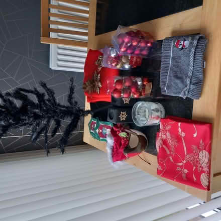 Photo of free Decorations (shepperton) #1