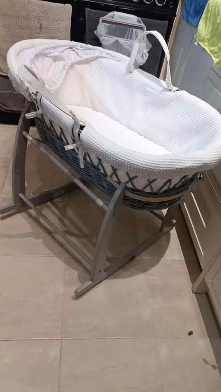 Photo of free Moses basket (GU14) #1
