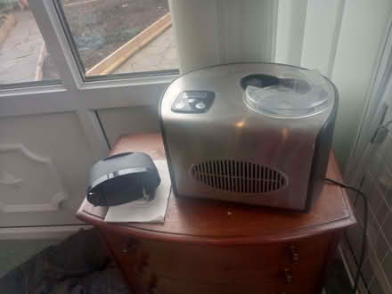 Photo of free Ice cream maker (Barnard's Green WR14) #1