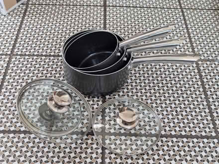 Photo of free 3 saucepans + 1x grill pan - must go today (Moortown LS17) #1