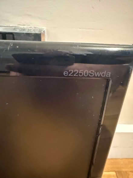 Photo of free Computer LCD monitor (Hitchin) #2
