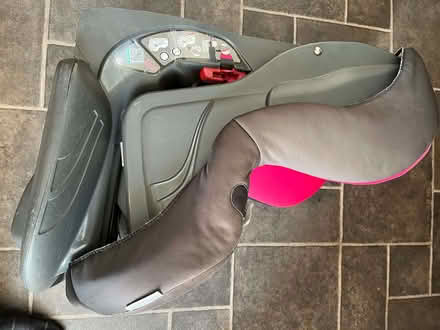 Photo of free baby car seat, still good and clean (Gyle EH12) #1