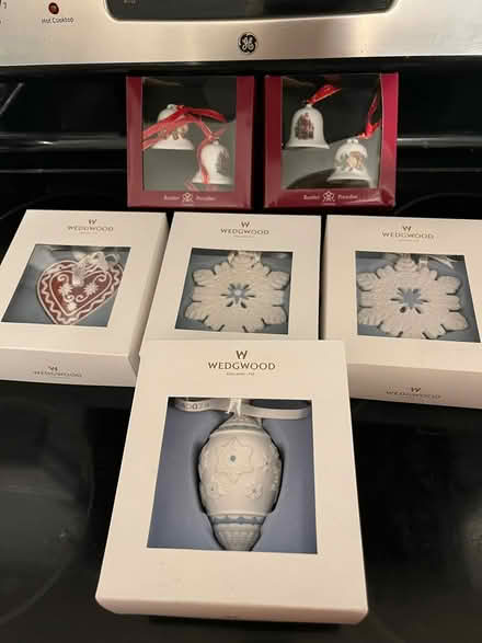 Photo of free Nice ornaments (Upper Silver Spring) #1
