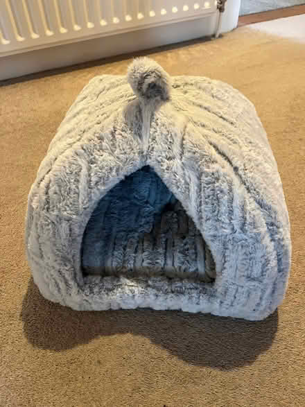 Photo of free Cat Igloo Bed (Havant PO9) #1
