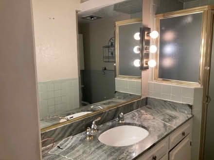 Photo of free Large mirror (Fernside) #1