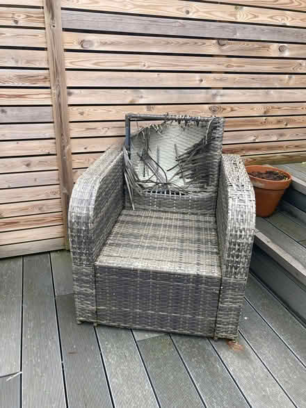 Photo of free Rattan garden furniture (Littleworth OX33) #2