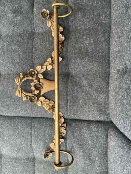 Photo of free Wall mounted hanging rail (Sockbridge CA10) #1