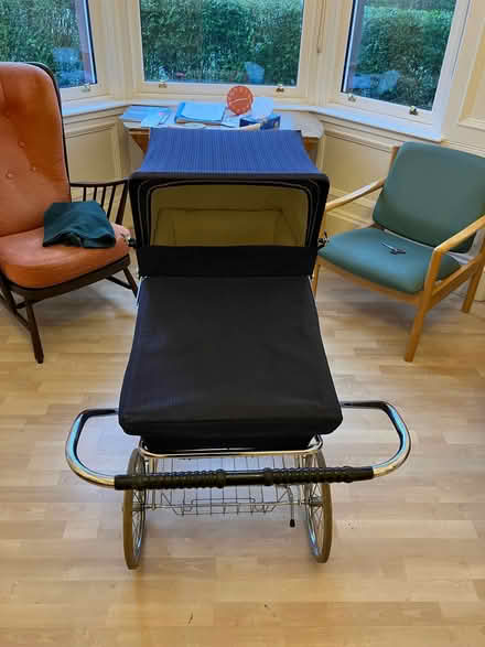 Photo of free High Pram (Shawlands G41) #3