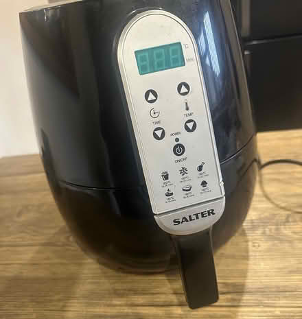 Photo of free Air fryer (Basildon) #1