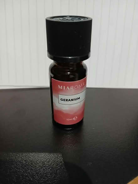 Photo of free Geranium essential oil (E3) #1