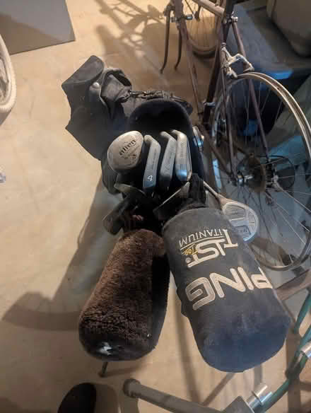 Photo of free golf clubs, bag, balls, tees (Pepperell NH border) #3