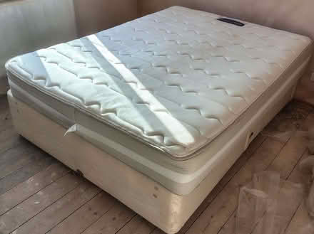 Photo of free Kingsize Mattress & Divan with 4 drawers. With fire label. (Risinghurst OX3) #2