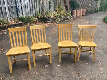 Photo of free 4 kitchen table chairs (Annandale outside Beltwy) #1