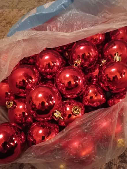 Photo of free Christmas Decorations (Golcar/Slaithwaite - HD7) #1