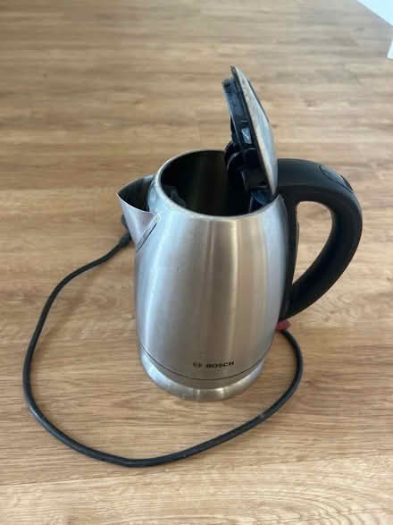 Photo of free Bosch 1.7L kettle (Horsforth LS18) #3