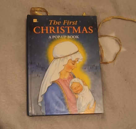 Photo of free Christmas nativity bookd (Leigh Park PO9) #4