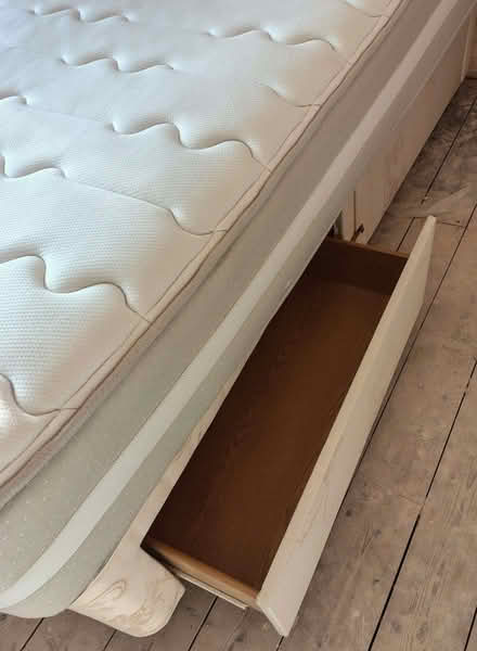 Photo of free Kingsize Mattress & Divan with 4 drawers. With fire label. (Risinghurst OX3) #3